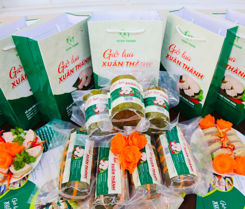 Giò lụa Xuân Thành