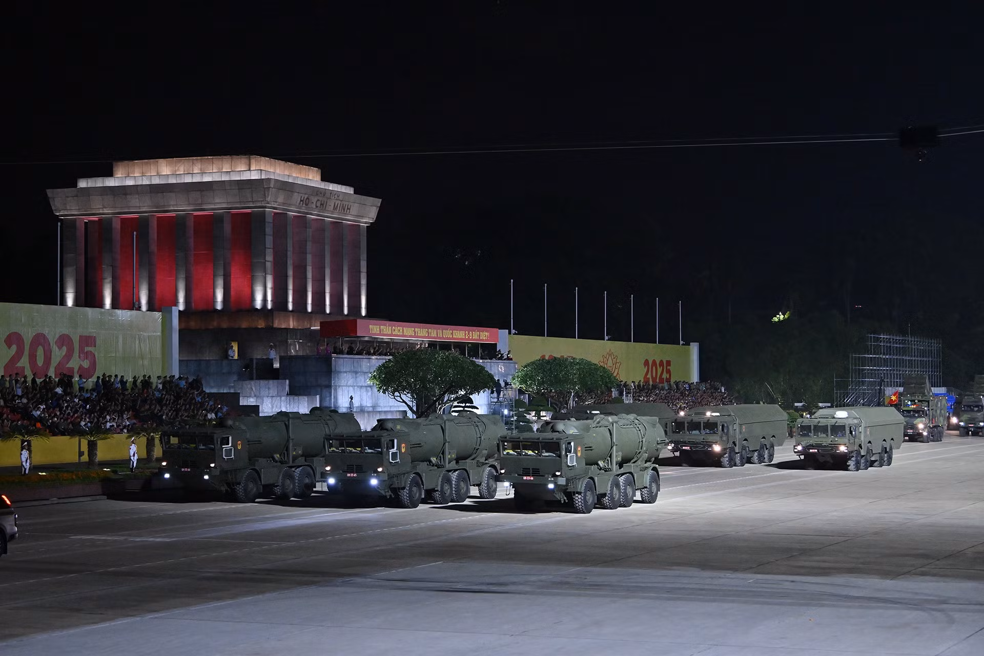 chi-6300.jpg