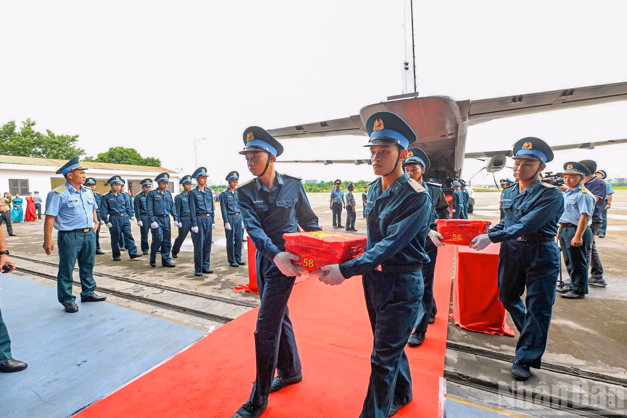 ndo_br_van-chuyen-ban-giao-mau-xd-danh-tinh-liet-si-6.jpg