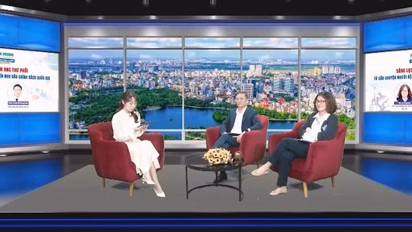 Các khách mời tham gia tọa đàm với chủ đề “Sàng lọc ung thư phổi - Từ câu chuyện người bệnh đến nhu cầu chính sách quốc gia”.