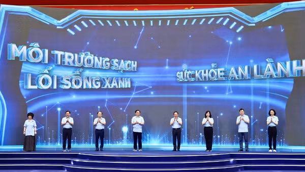 Nghi thức phát động Ngày Sức khỏe toàn dân.