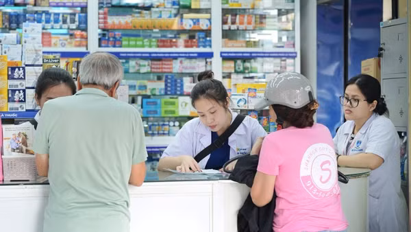 Hệ thống nhà thuốc và tiêm chủng Long Châu phối hợp đối tác mang giải pháp kiểm soát mỡ máu thế hệ mới về Việt Nam