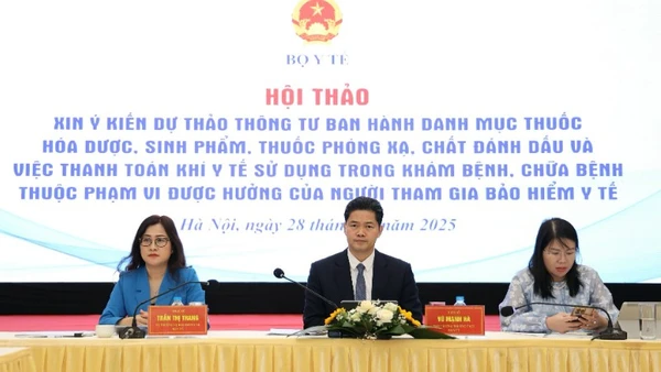 Bộ Y tế đang xây dựng dự thảo danh mục thuốc thuộc phạm vi được hưởng của người tham gia bảo hiểm y tế