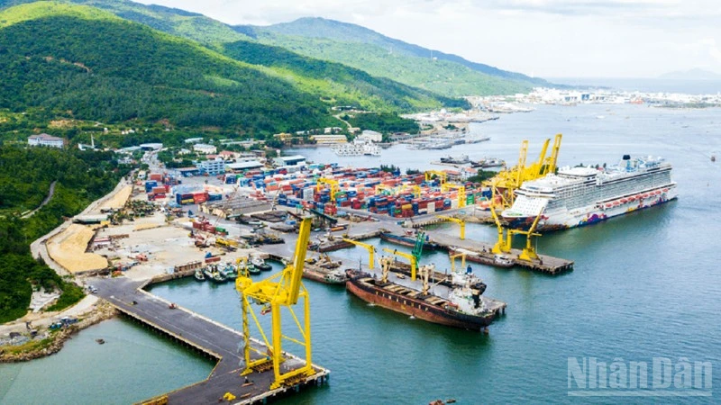 Establishing the boundary of Da Nang seaport waters