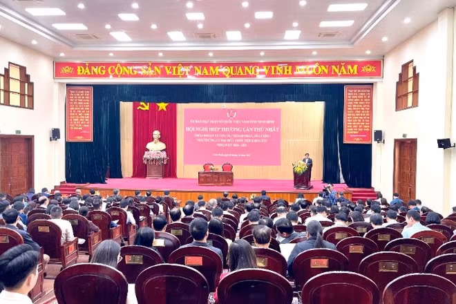 Hội nghị hiệp thương lần thứ nhất thỏa thuận về cơ cấu, thành phần, số lượng người được giới thiệu ứng cử đại biểu Quốc hội khóa XVI tại Ninh Bình.