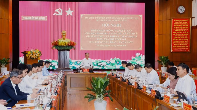 Thường trực Ban Bí thư Trần Cẩm Tú, Trưởng đoàn Kiểm tra số 12 chủ trì hội nghị thông báo kết luận của Bộ Chính trị, Ban Bí thư về kết quả giám sát đợt 1, triển khai kế hoạch kiểm tra đợt 2 đối với Ban Thường vụ Thành ủy Đà Nẵng.