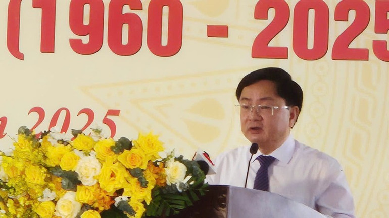 Bí thư Tỉnh ủy Tây Ninh Nguyễn Văn Quyết ôn lại truyền thống đầy tự hào của Ban an ninh Trung ương Cục miền nam. z6829668046653-d2e6a0169204faa79e1ebe2434d369cb-3810.jpg