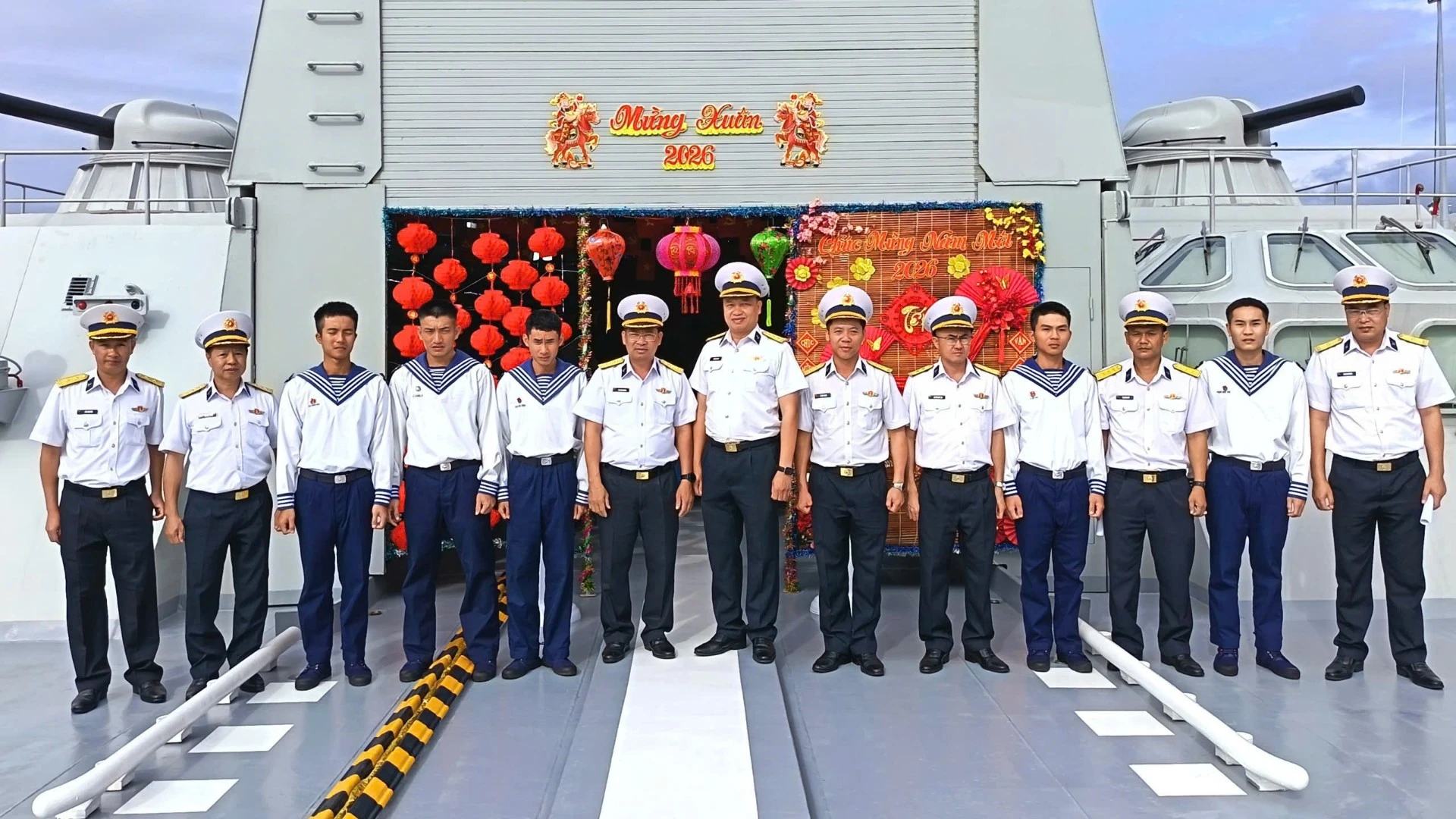 Hải quân tổ chức hội thi trang trí phòng đón xuân với 7 đội tham gia