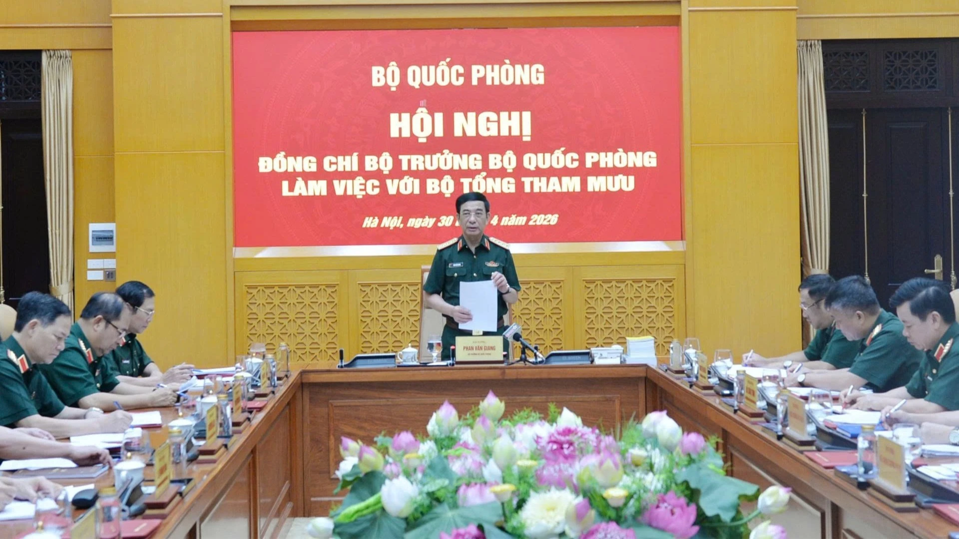 Đại tướng Phan Văn Giang chủ trì hội nghị về kế hoạch tác chiến phòng không