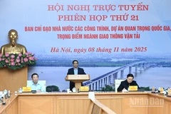 Thủ tướng Chính phủ Phạm Minh Chính chủ trì phiên họp. (Ảnh: TRẦN HẢI)