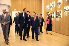 Thủ tướng Phạm Minh Chính và Phu nhân tới thăm Trung tâm Arvo Pärt, một biểu tượng văn hóa nổi bật của Estonia.(Ảnh: NGUYỄN HỒNG).