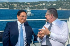 Thủ tướng Chính phủ Phạm Minh Chính và Tổng thống Costa Rica Rodrigo Chaves. (Ảnh: VGP/Nhật Bắc)
