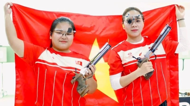 Trịnh Thu Vinh (phải) được kỳ vọng sẽ giành vàng tại kỳ ASIAD 20 sắp tới.