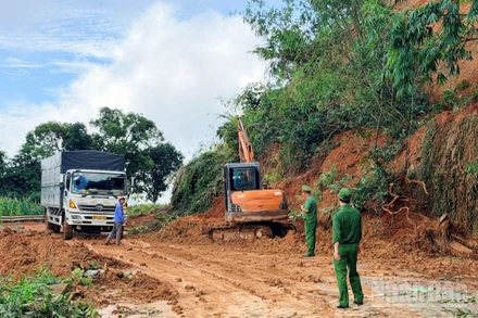 Các điểm sạt lở trên đèo Gia Bắc cơ bản được xử lý, Quốc lộ 28 giao thông trở lại bình thường.