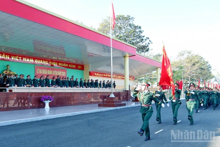 Quang cảnh duyệt đội ngũ tại Lễ ra quân huấn luyện năm 2026 của Học viện Lục quân.