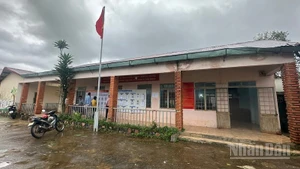 Trung tâm phục vụ hành chính công xã Xốp được "mượn tạm" từ Trường mầm non xã Đắc Choong (cũ).