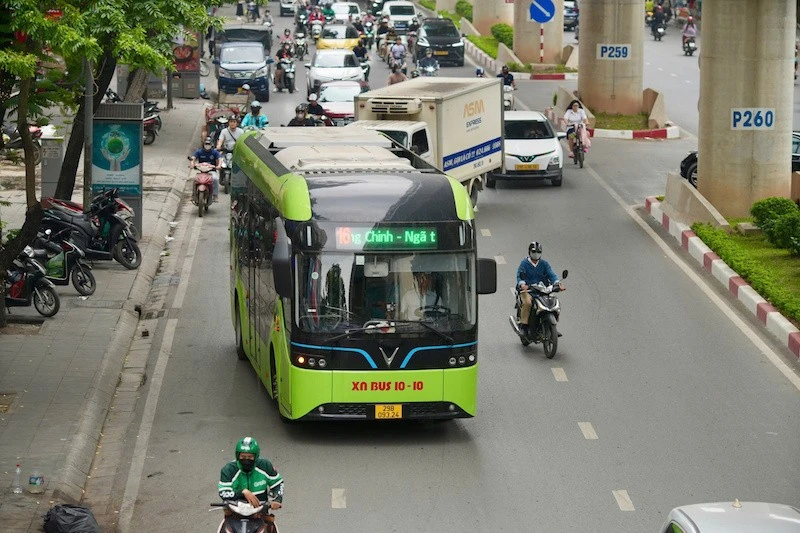 Hà Nội miễn vé xe buýt và đường sắt đô thị 7 ngày dịp lễ