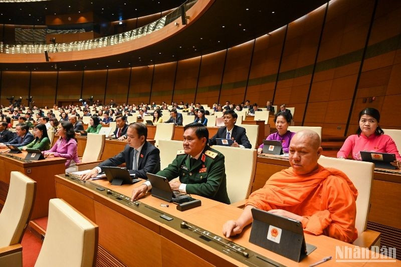 Thực hiện nghiêm nguyên tắc tập trung dân chủ trong Đảng 