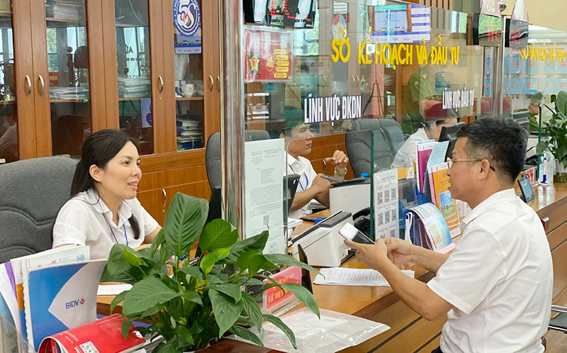 Đẩy mạnh cải cách thủ tục hành chính, tạo điều kiện thuận lợi cho người dân và doanh nghiệp.