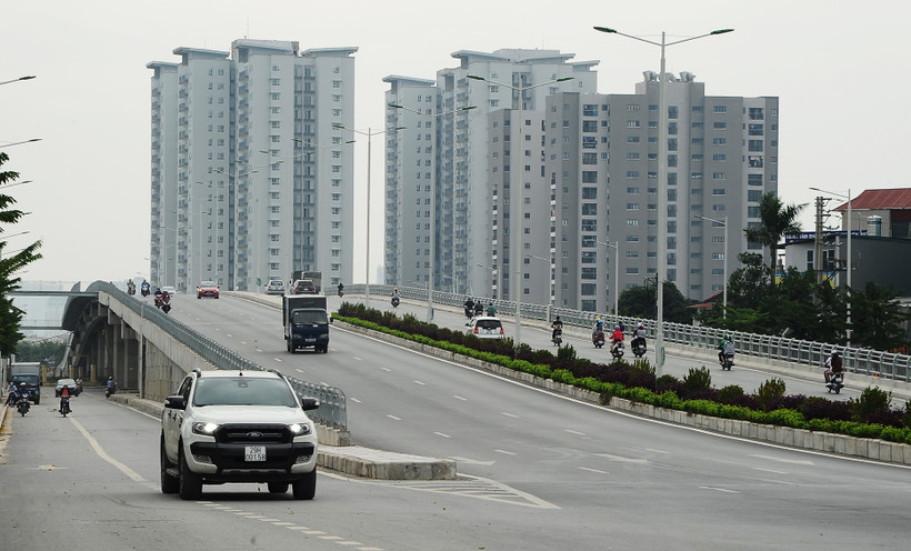 Các dự án PPP, BT giúp hệ thống giao thông giảm ùn tắc. Ảnh: HẢI NAM
