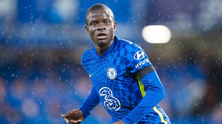 Kante lỡ chuyến du đấu của Chelsea 