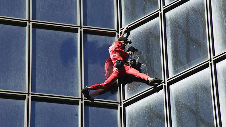 Chinh phục nhà chọc trời ở tuổi 60