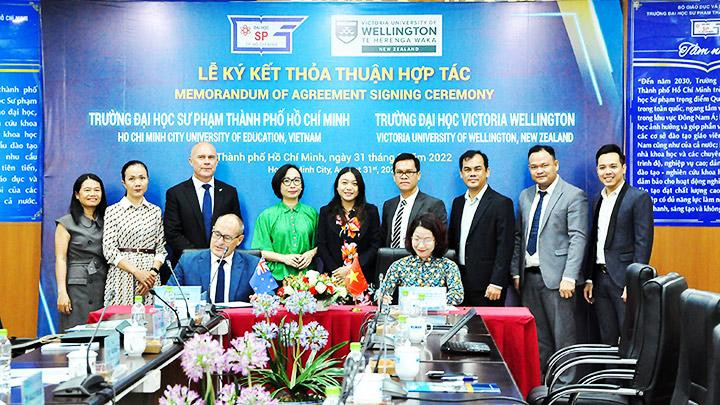 Liên kết đào tạo bậc cử nhân ngành ngôn ngữ Anh