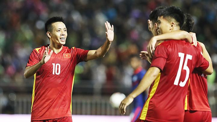 Văn Quyết trở lại ấn tượng. Ảnh: VFF