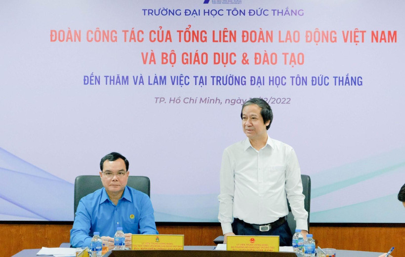 Bộ trưởng Giáo dục và Đào tạo Nguyễn Kim Sơn phát biểu tại buổi làm việc.