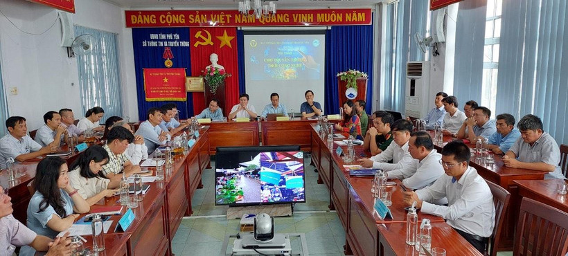 Quang cảnh hội thảo "Chợ truyền thống thời công nghệ" ở Phú Yên.