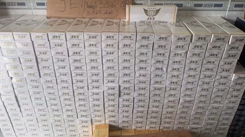 Số lượng lớn thuốc lá điếu ngoại nhập lậu được phát hiện.