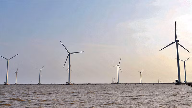 Công trình điện gió ngoài khơi ở Bạc Liêu.