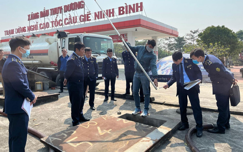 Xử lý nhiều cửa hàng kinh doanh xăng dầu tự ý ngừng bán hàng