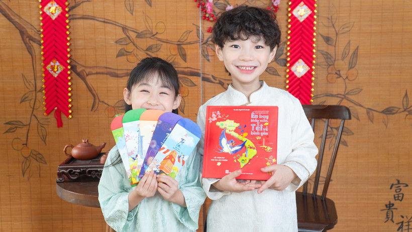 Thị trường sách Tết cho thiếu nhi năm Ất Tỵ rất phong phú. (Ảnh: Đinh Tị Books)