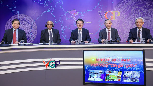 Kinh tế Việt Nam vượt những “cơn gió ngược”