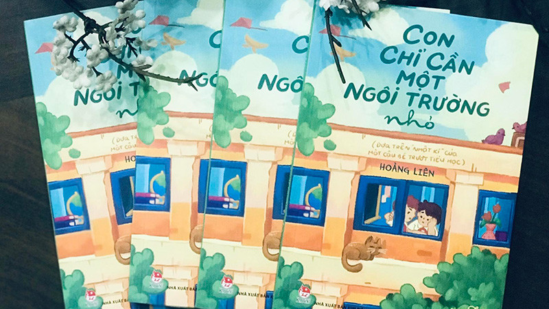 Cuốn "Con chỉ cần một ngôi trường nhỏ". (Ảnh: Tác giả cung cấp)