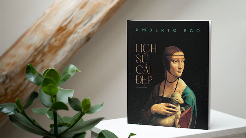 Cuốn “Lịch sử Cái Đẹp”. (Ảnh: Nhã Nam)