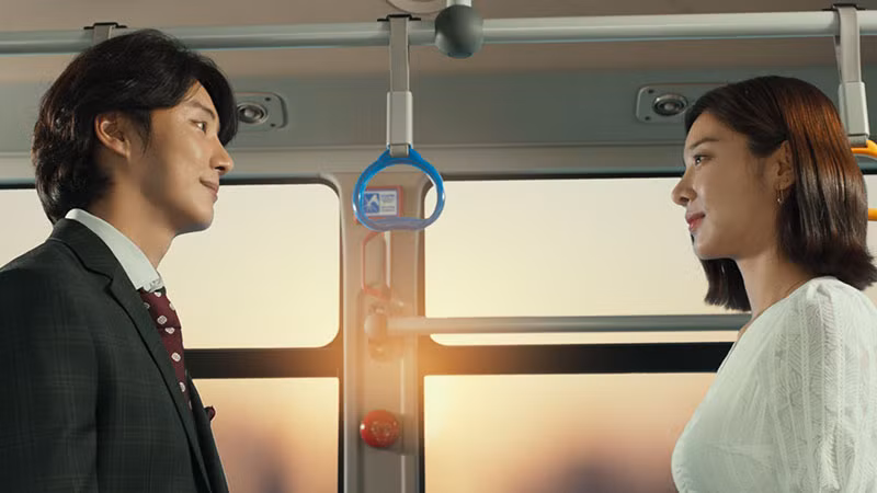 Cảnh trong phim "Bỗng dưng được yêu". (Ảnh: BHD)