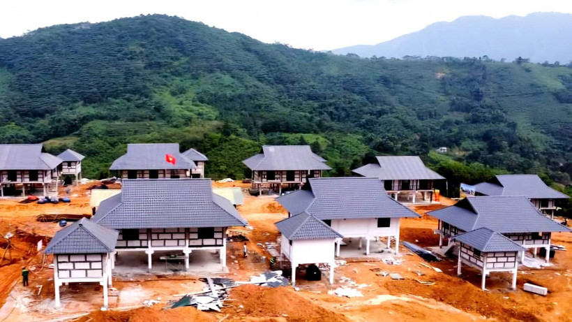 Làng Nủ hồi sinh sau thảm họa. (Ảnh: đạo diễn cung cấp)