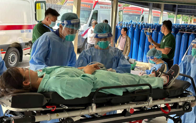 Thực hiện diễn tập tại khu Hồng Hà, Cửu Long, Hương Giang, Lâm Viên của Bệnh viện Dã chiến số 13.