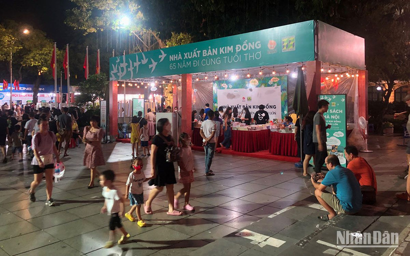 Gian hàng Nhà xuất bản Kim Đồng tại Hội sách Hà Nội 2022.