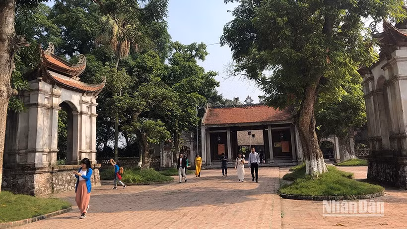 Khu di tích Đa Hòa-Dạ Trạch (huyện Khoái Châu, tỉnh Hưng Yên).