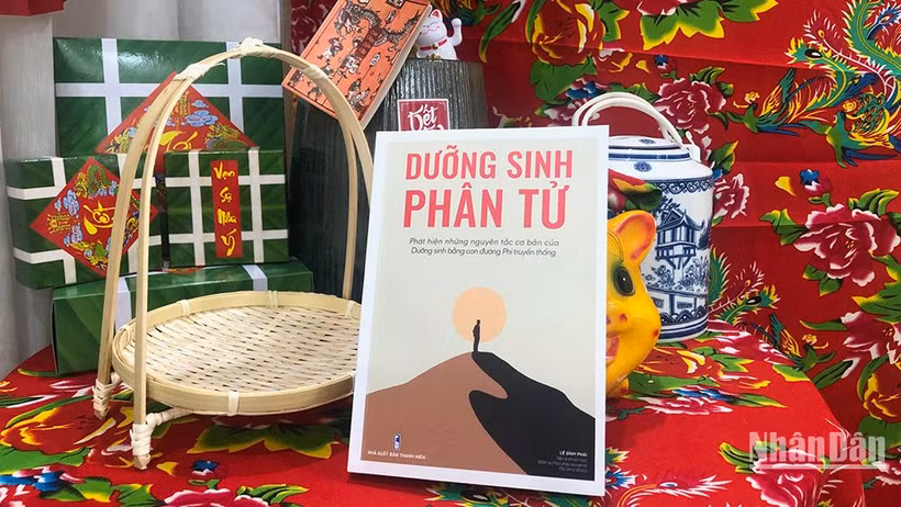 Ra mắt sách “Dưỡng sinh phân tử” về những phương pháp sống lành mạnh