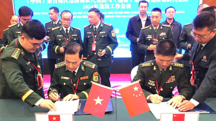 Hai bên ký kết biên bản ghi nhớ Hội đàm công tác biên phòng lần thứ 15.