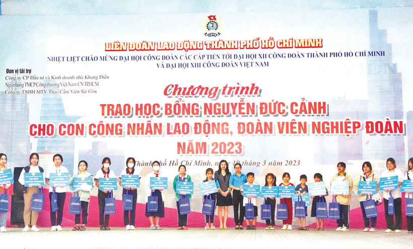 Liên đoàn Lao động Thành phố Hồ Chí Minh tổ chức trao học bổng Nguyễn Đức Cảnh cấp thành phố năm 2023.