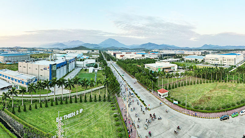 Với hạ tầng đồng bộ, cảnh quan đẹp, Khu công nghiệp Bá Thiện II (Vĩnh Phúc) hấp dẫn nhà đầu tư. (Ảnh: KHÁNH LINH)