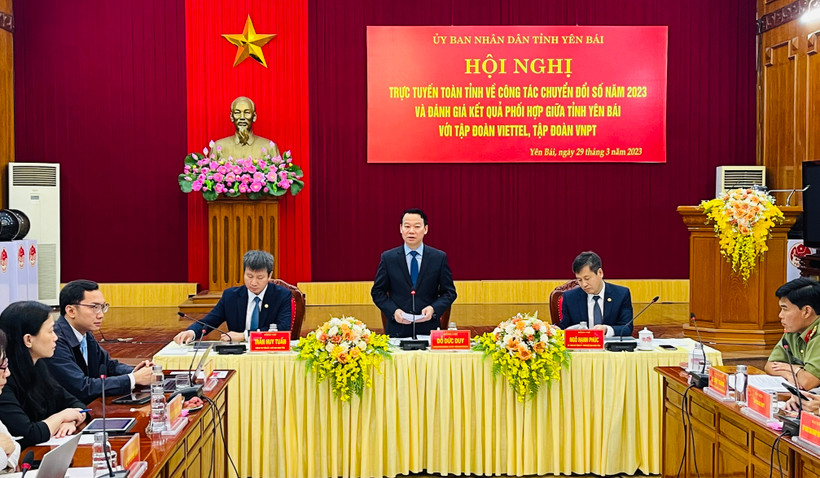 Đồng chí Đỗ Đức Duy, Ủy viên Trung ương Đảng, Bí thư Tỉnh ủy Yên Bái phát biểu tại hội nghị.