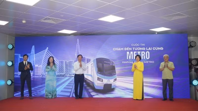 Ban Tổ chức chính thức phát động Cuộc thi “Chạm đến tương lai cùng Metro”. (Ảnh: THẾ ANH)