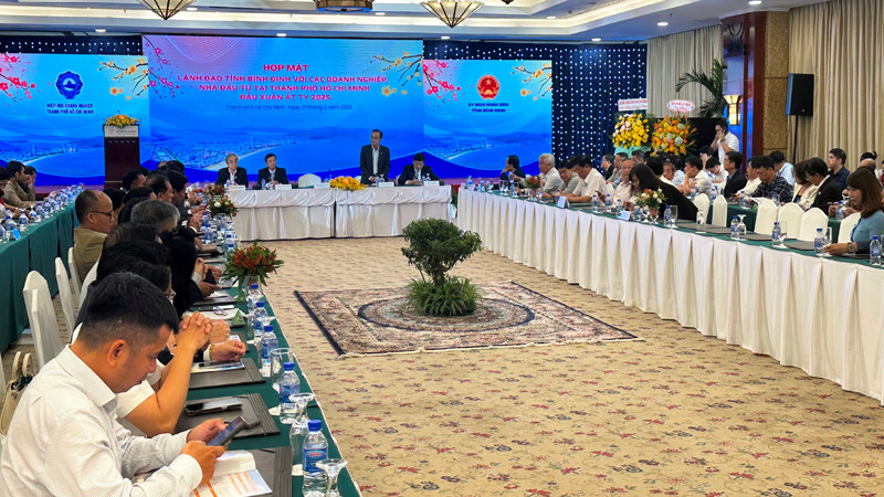 Quang cảnh buổi gặp gỡ. (Ảnh: HOÀNG LIÊM)