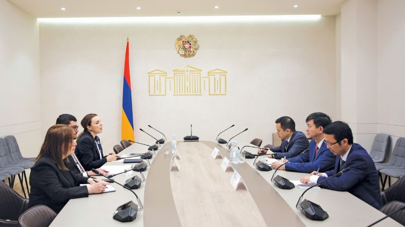 Tổng Thư ký Quốc hội, Chủ nhiệm Văn phòng Quốc hội Lê Quang Tùng đã có cuộc làm việc với Tổng Thư ký Quốc hội, Chủ nhiệm Văn phòng Quốc hội Armenia Davit Arakelyan.